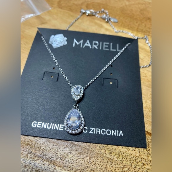 V-Neck Floor-length Wedding Dress - Picture 8 of 9